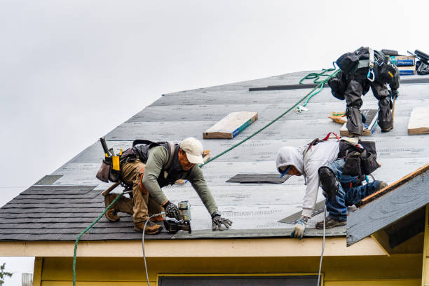 Professional Gutter Installation technician working in Moorpark, CA